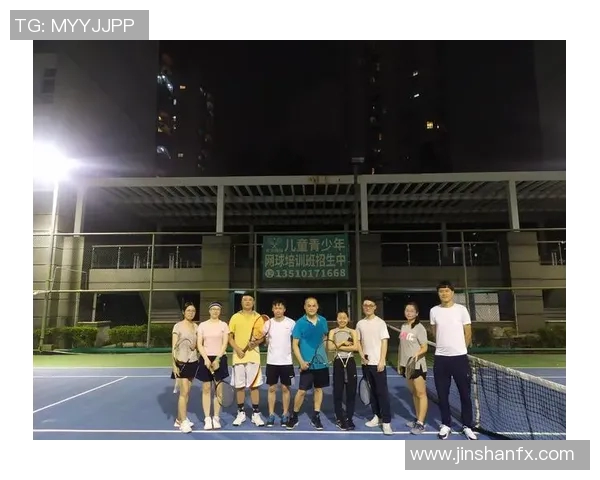 深圳网球队与重庆网球队赛后分析力量对比与战术探讨 深圳网球队与重庆网球队赛后分析力量对比与战术探讨